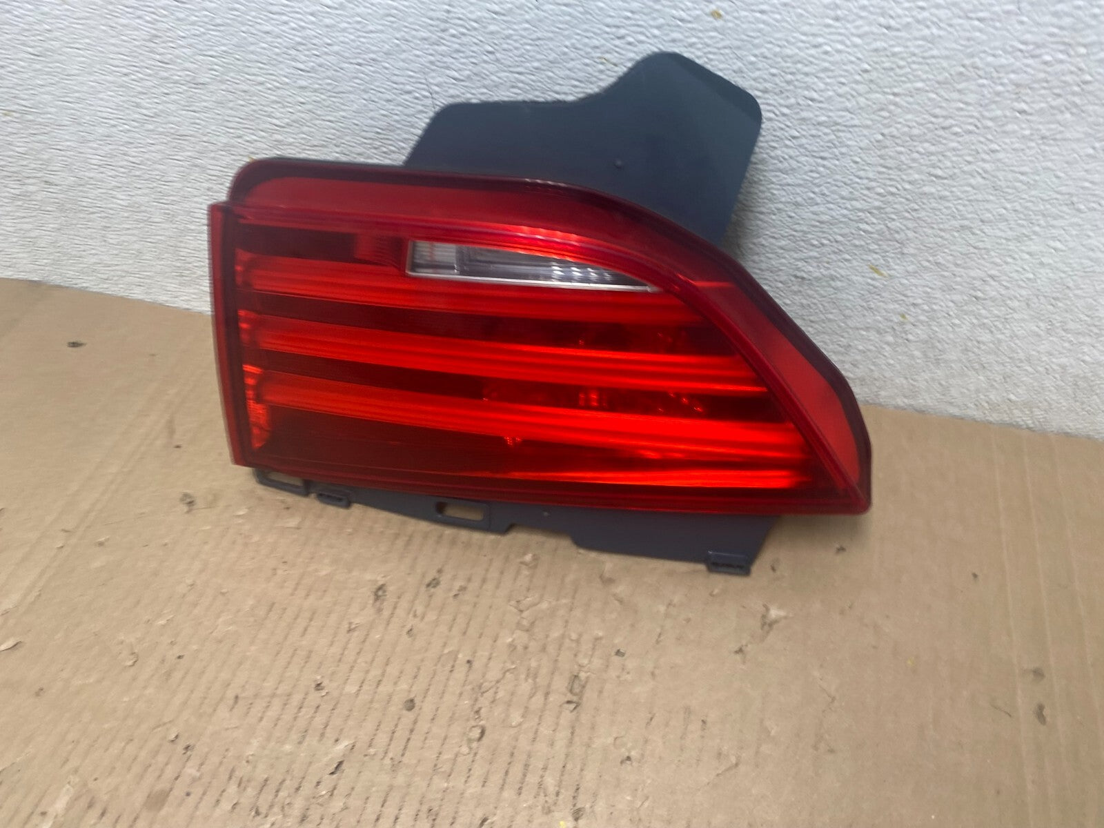 2010-2013 BMW F07 5 Gran Turismo GT Right Passenger Rh Inner Tail Light I6192 DW1