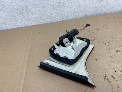2004-2008 Audi A4 Sedan Right Passenger RH Side Inner Tail Light N3543 DW4