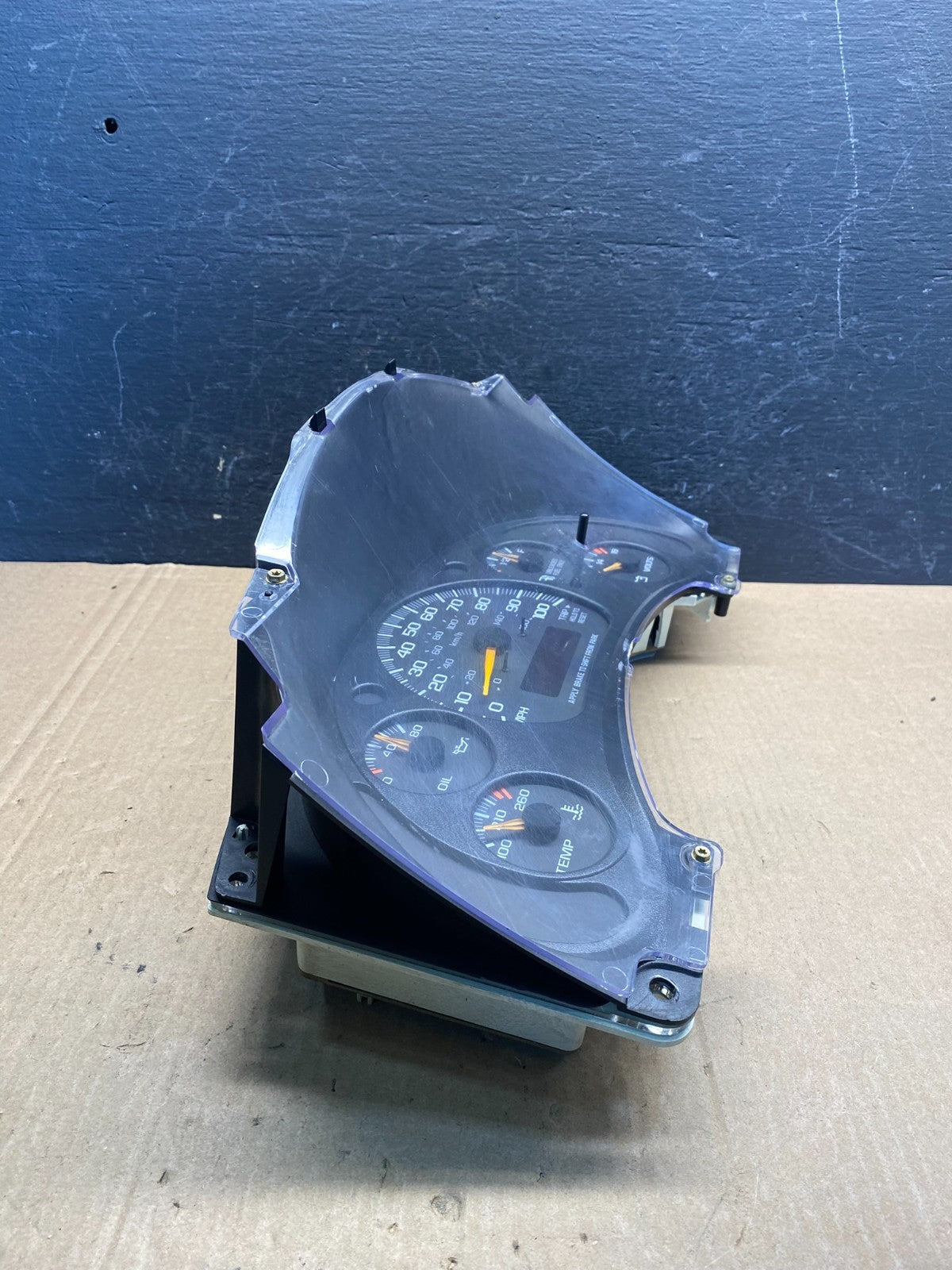 1996- to 2000 Chevrolet Express Speedometer Cluster Gauge 25755008 AE75781