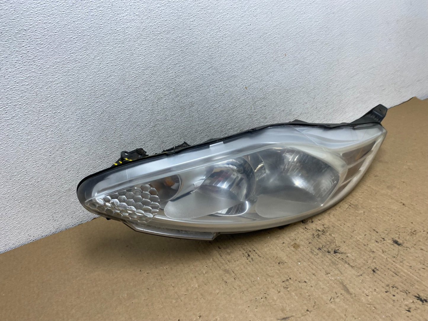 2011 2012 2013 Ford Fiesta Left Driver LH Halogen Headlight AG2448 DW2