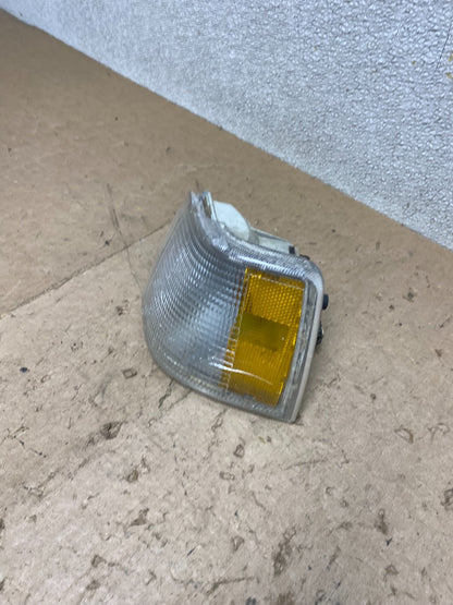 1991 to 1995 Volvo 940 Left Driver Side Headlight Turn Signal X2197 PS1