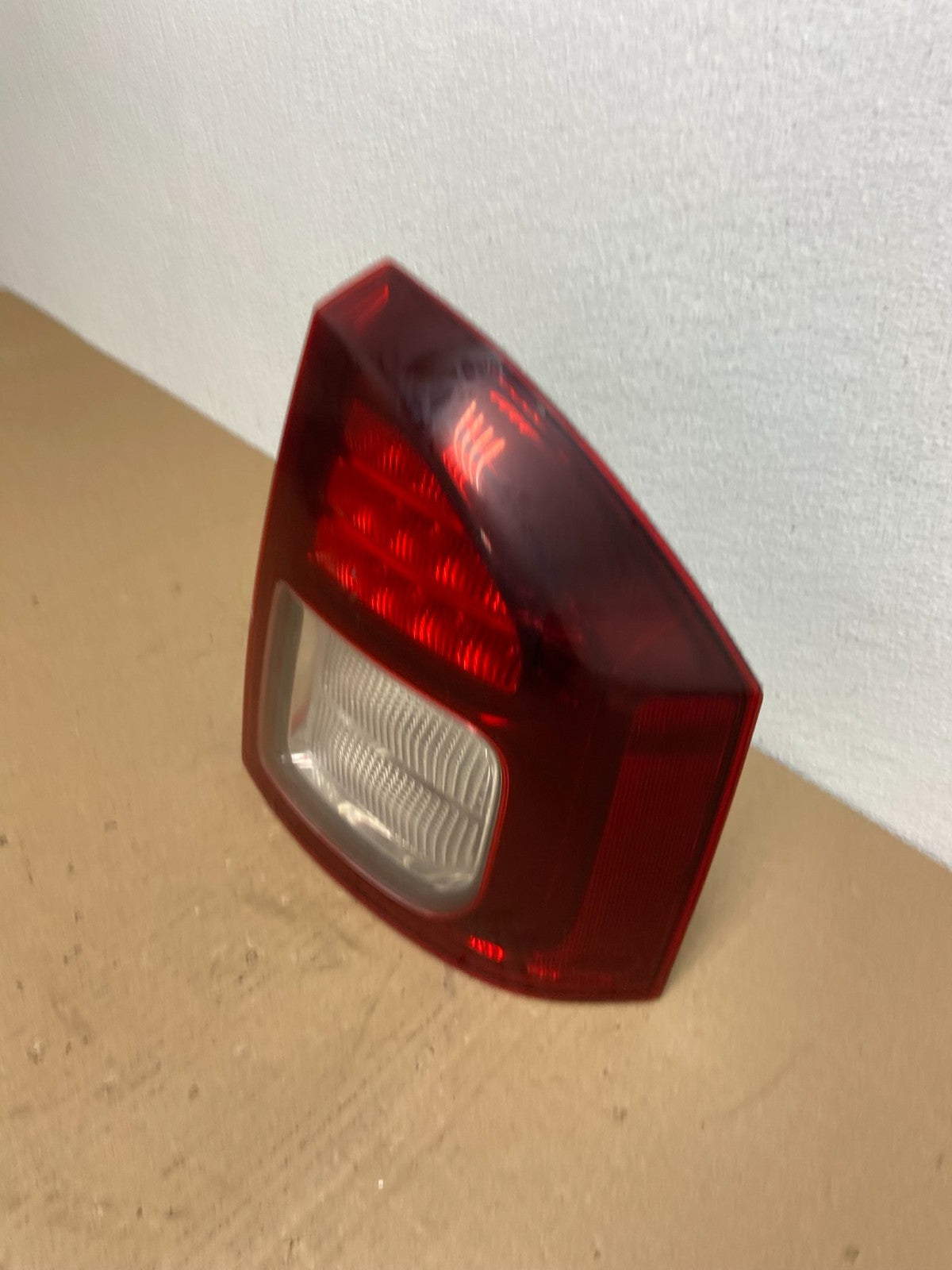 2014 - 2017 Jeep Compass Right Passenger Side Tail Light AB6421 DW1