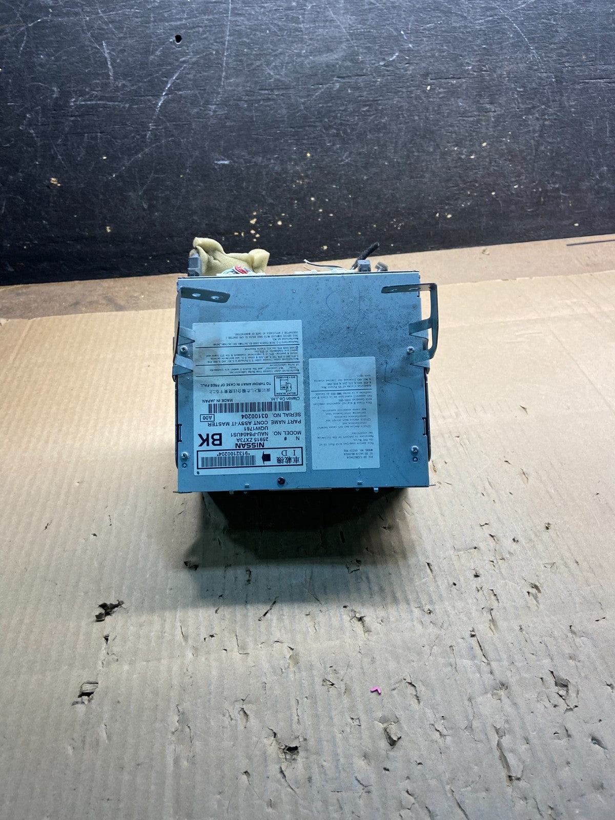 2010- 2011 Infiniti G37 M37 Radio CD Player Receiver AM Climate Module y3676 DG4
