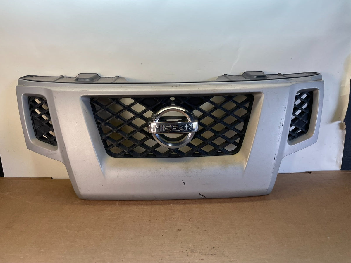 2009 to 2013 Nissan Xterra Front Upper Grill Grille AG0916 DG0