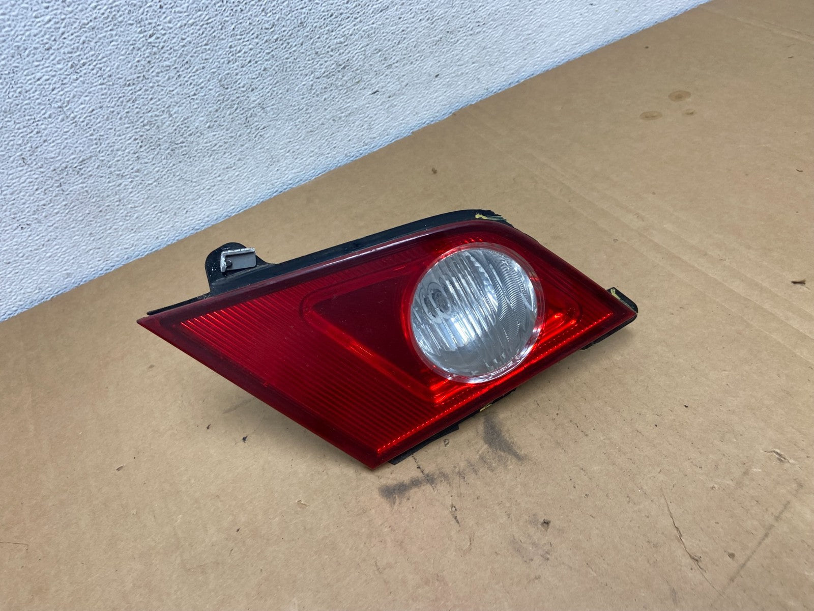 2006 2007 Infiniti M35 M35X M45 Left Driver LH Inner Tail Light ad2630 DG2