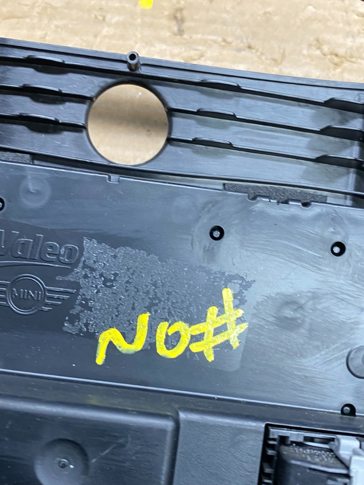 2008 to 2010 Mini Cooper Center Dash Climate Window Control OEM w9779 DG5