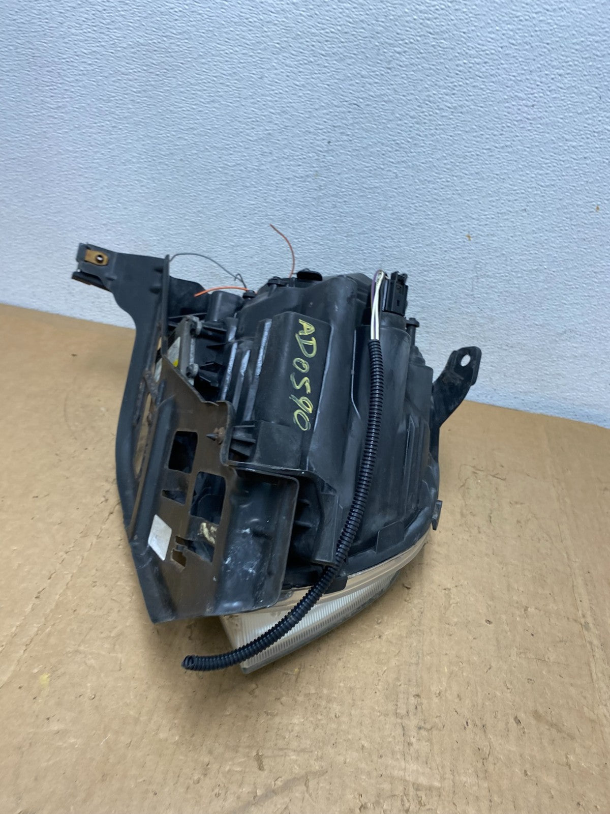 2005 2006 2007 Mercury Montego Left Driver LH Side Headlight Xenon HID AD0590 DW6