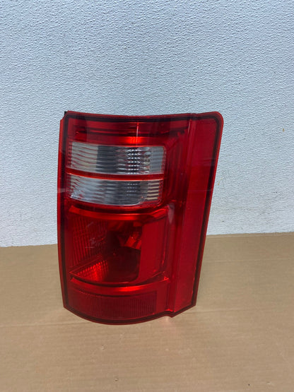 2008 2009 2010 Dodge Grand Caravan Right Passenger Rh Tail Light AD4133 LK0