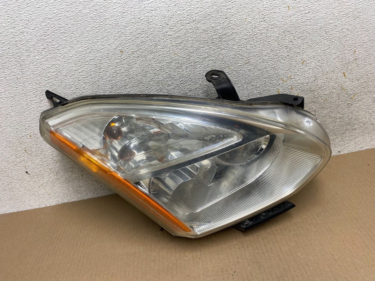 2009-2013 Nissan Rogue Right Passenger Halogen Headlight AJ2403 DW0