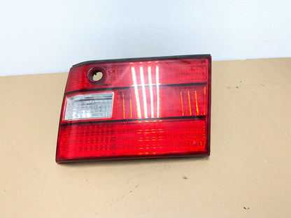 1998 1999 2000 Lexus LS400 Right Passenger RH Side Inner Tail Light OEM AB63170