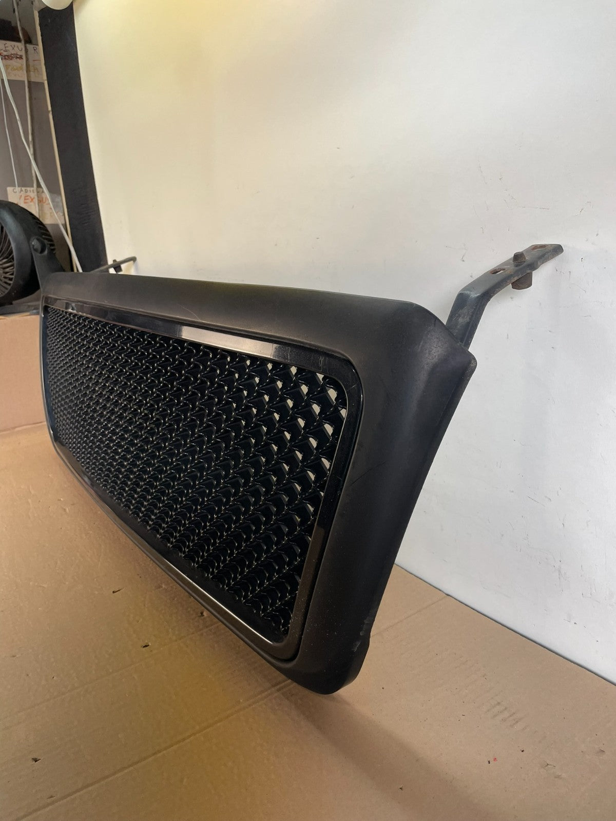2004 to 2008 Ford F150 F-150 Front Upper Grill Grille AH6493 DG1