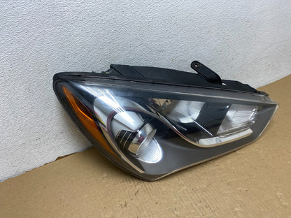 2013 - 2016 Hyundai Genesis Coupe Right Passenger Halogen Headlight OE AF7370 DW2
