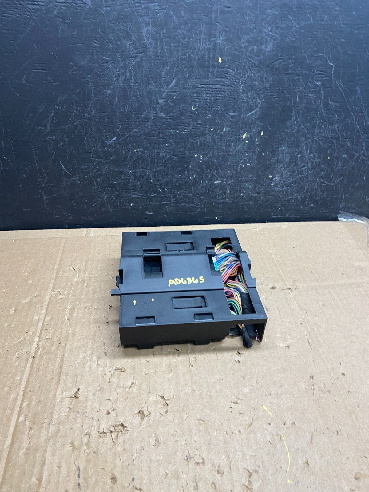 2013 - 2016 Chevrolet Impala Body Control BCM Module AD6865 DG2