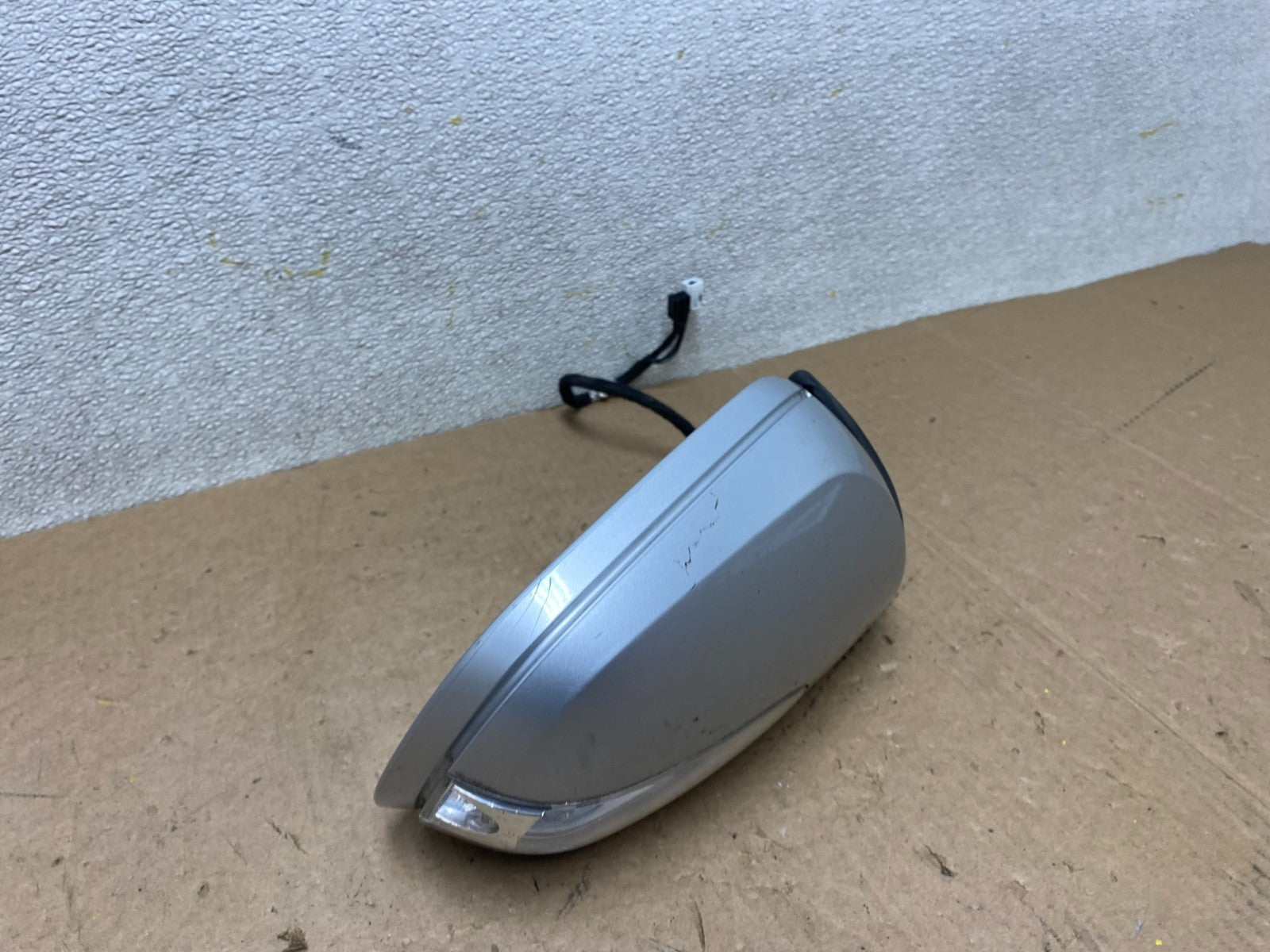 2007 2008 Mercedes GL-Class Right Passenger Door View Mirror OEM W8808 DW2