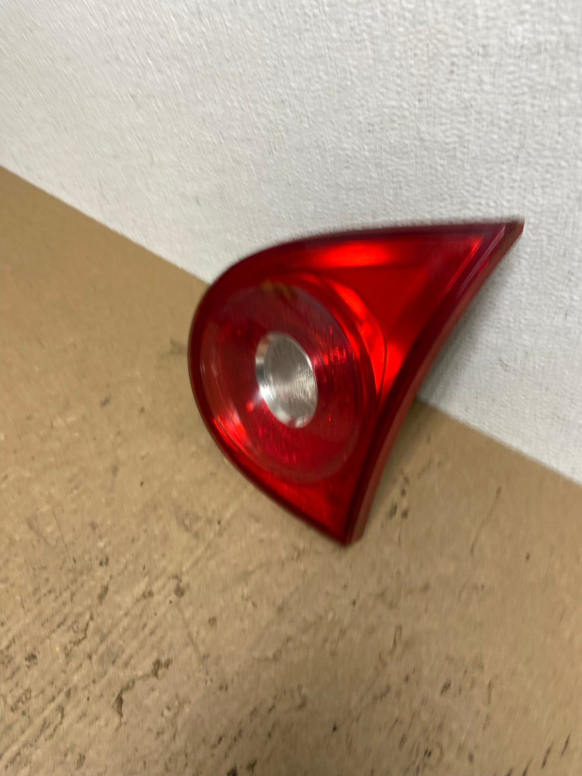 2006-2009 Volkswagen Golf Right Passenger Rh Tail Light Inner Trunk AC1547 LK1