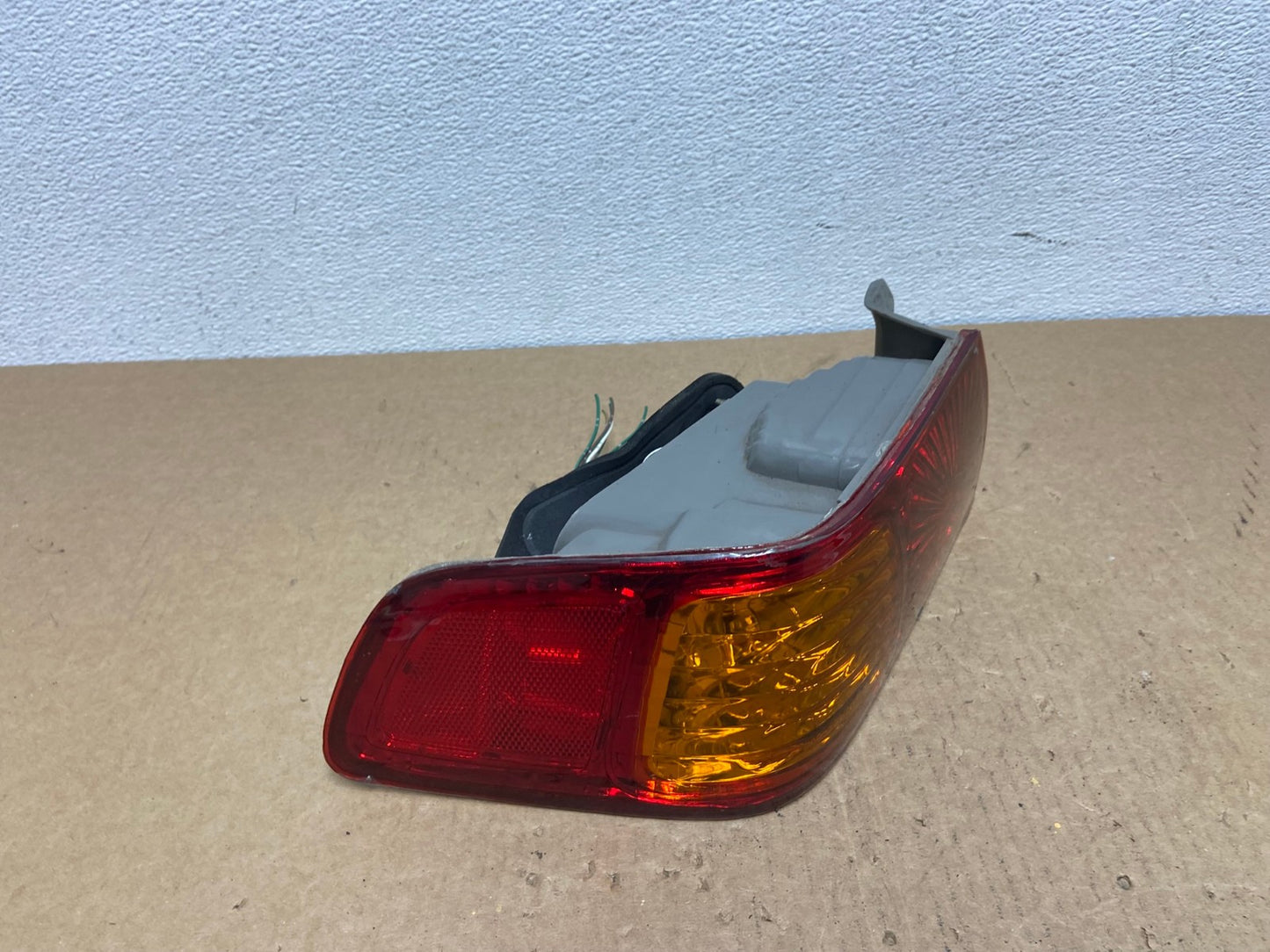 2000 to 2001 Toyota Camry Tail Light Left Driver Lh Side OEM AC1241 LK2
