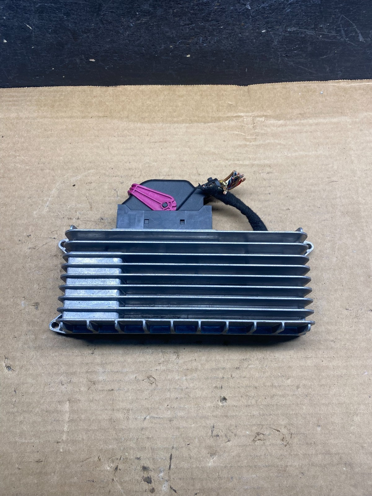 2009 to 2012 Audi A4 Radio Stereo Amplifier Amp ah4954 DG0