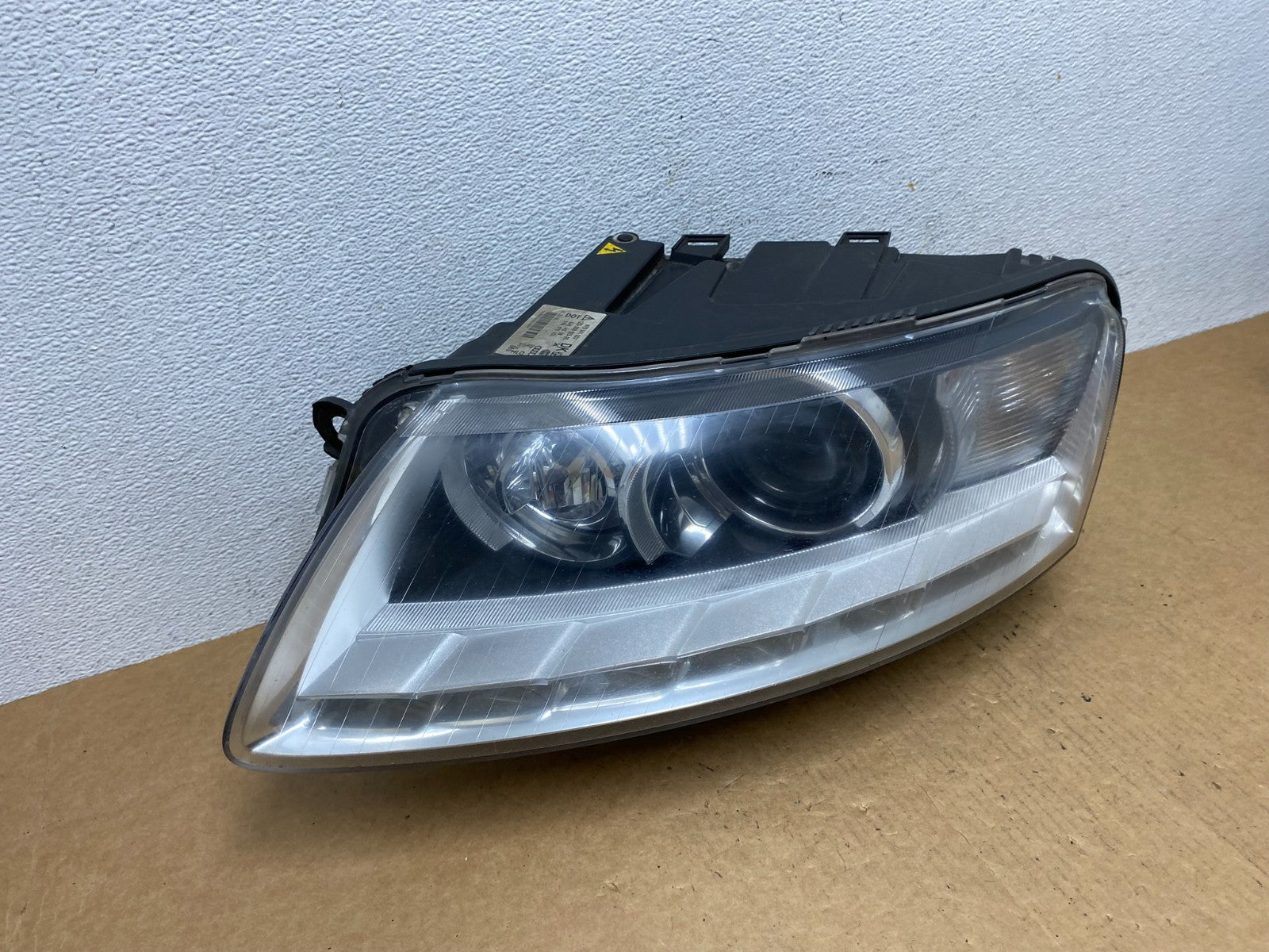 2009-2011 Audi A6 Left Driver Side Headlight AFS Xenon HID AD4553 DW2