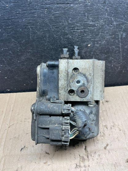 2005 - 2007 Chevy Express GMC Savana 1500 2500 ABS Anti Lock Brake Pump r9401 DG1