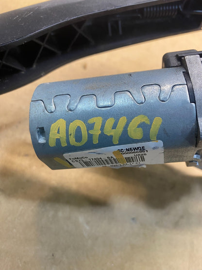 2020 to 2023 Ford Explorer Rear Windshield Wiper Motor AD7461 DG7