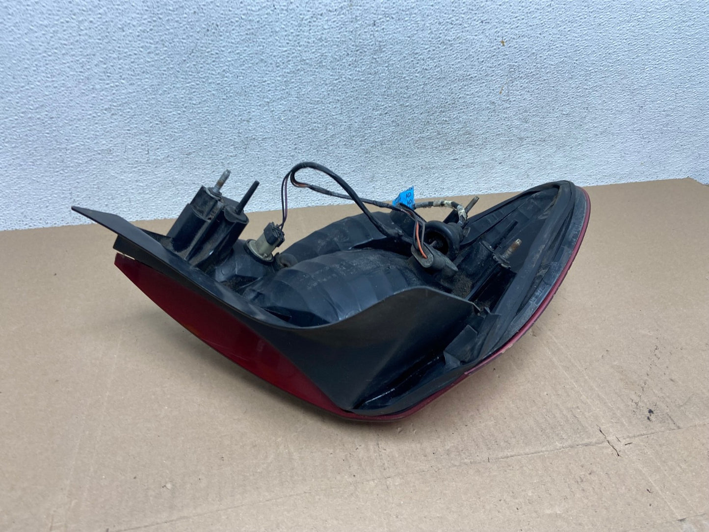 2000 to 2003 Ford Taurus Right Passenger Rh Side Tail Light AE6648 LK4