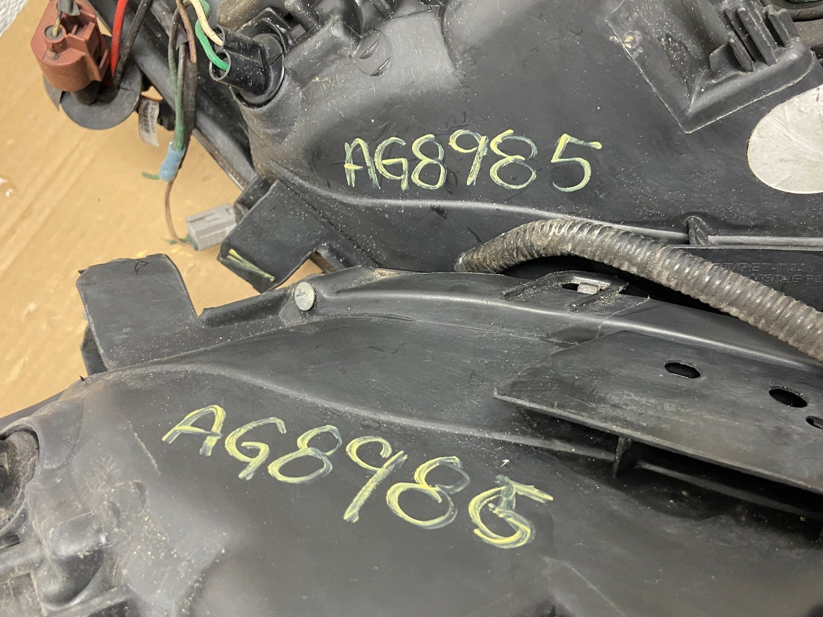2005 2006 2007 Scion Tc Left+Right Side Halogen Headlights AG8985 DW11