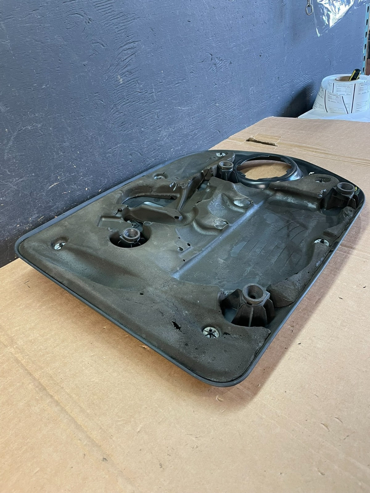 2015 to 2017 Chrysler 200 3.6L Jeep cherokee Engine Motor Cover Shield AE8364 DW3