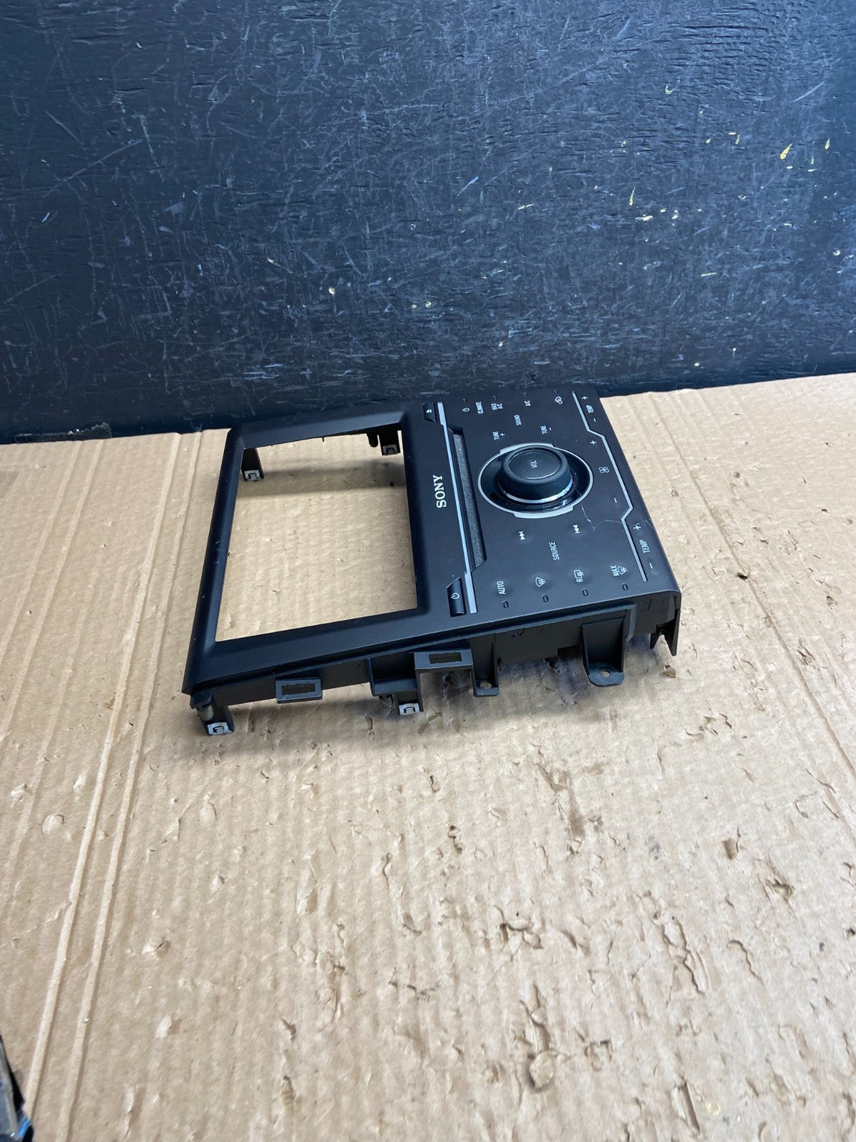 2013 - 2015 Ford Fusion Radio Climate Control A/C Control AF6457 DW1