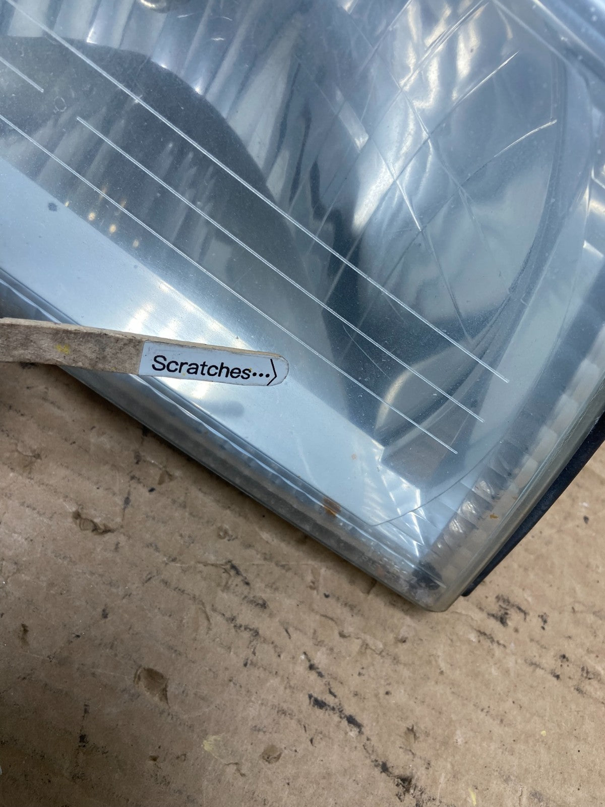 2002-2005 Mercury Mountaineer Right Passenger Halogen Headlight OEM AB3383 DW3