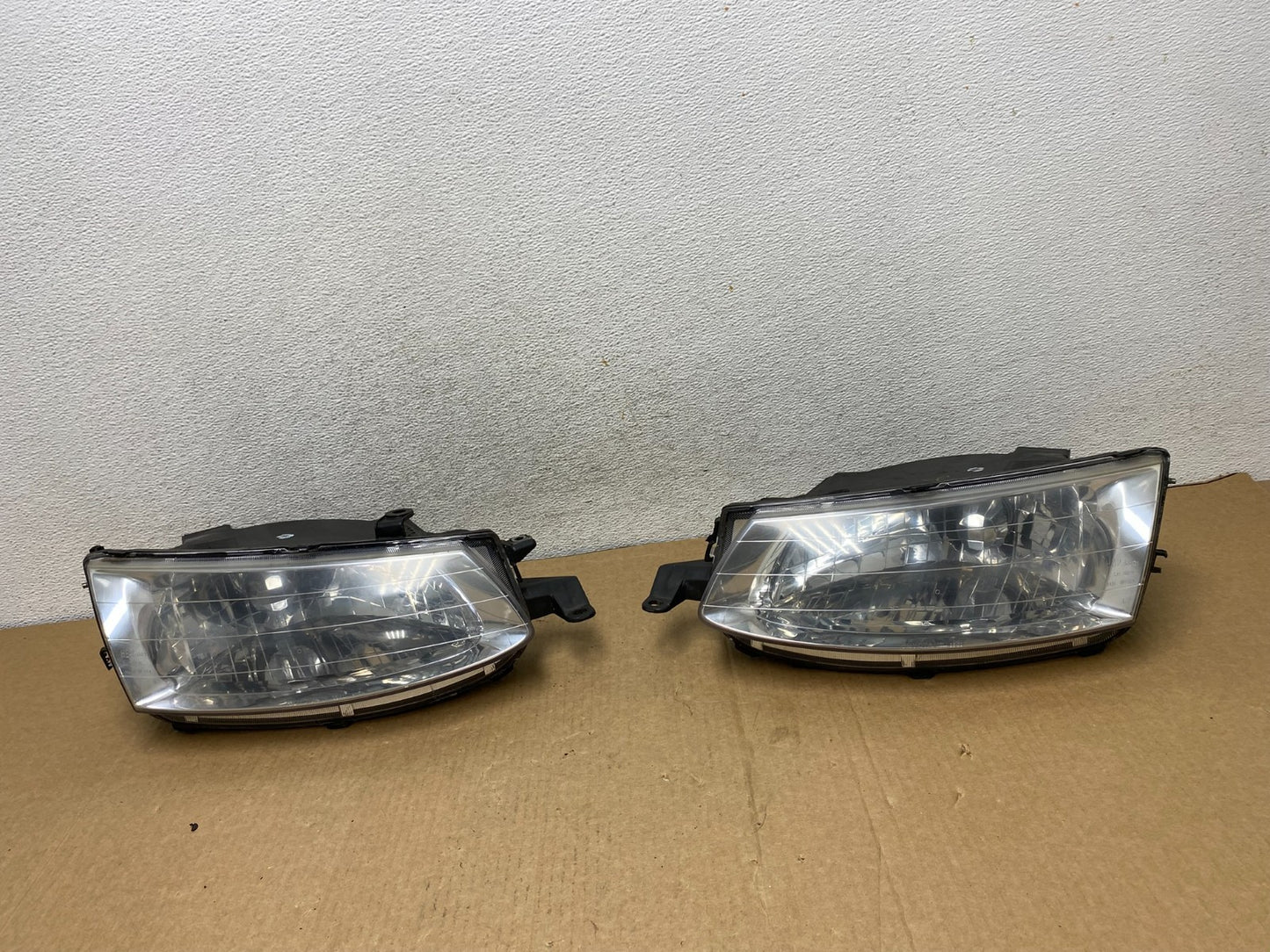 1999-2001 Toyota Solara Left+Right Halogen Headlights AG2008 DW0