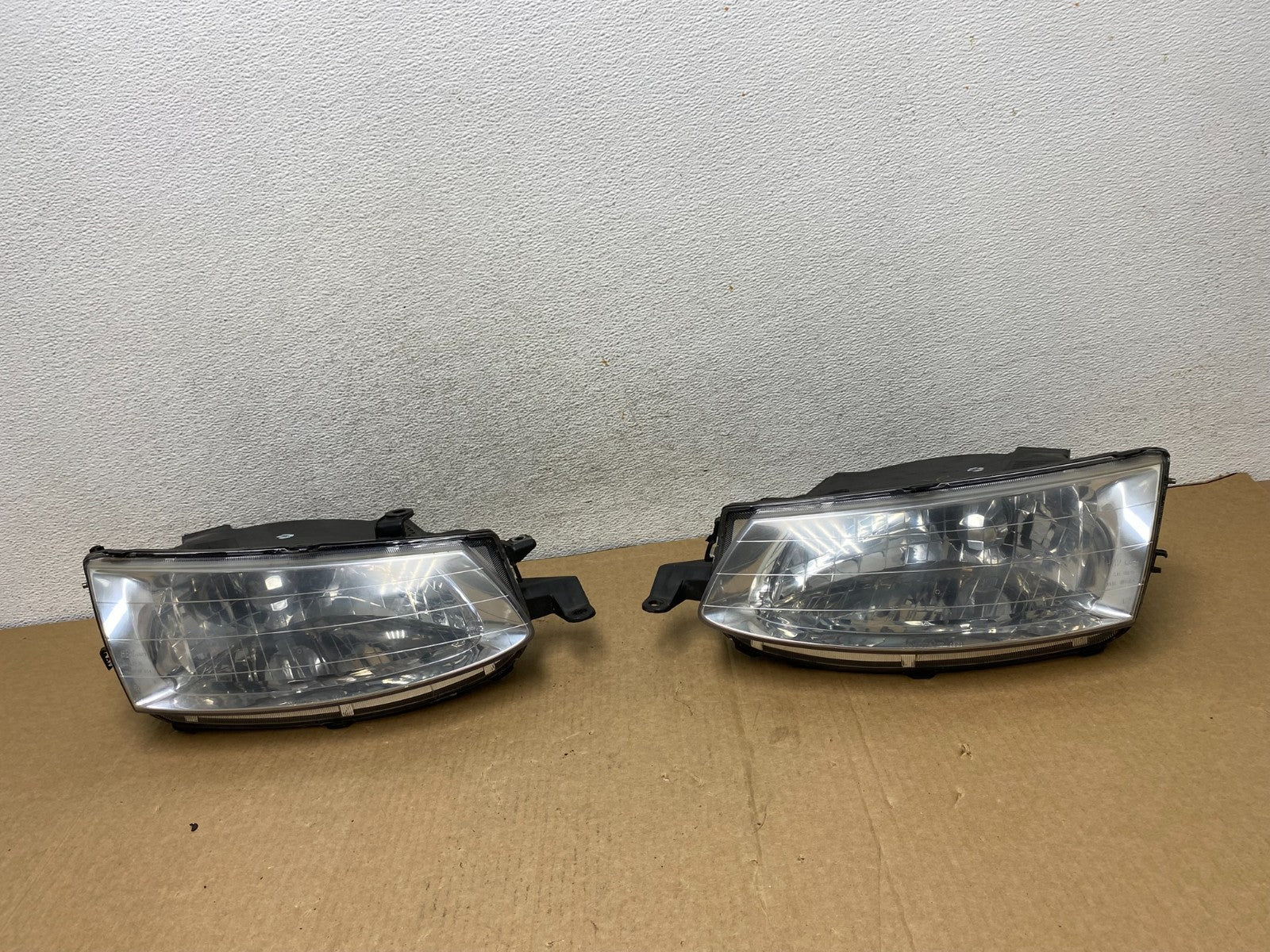 1999-2001 Toyota Solara Left+Right Halogen Headlights AG2008 DW0