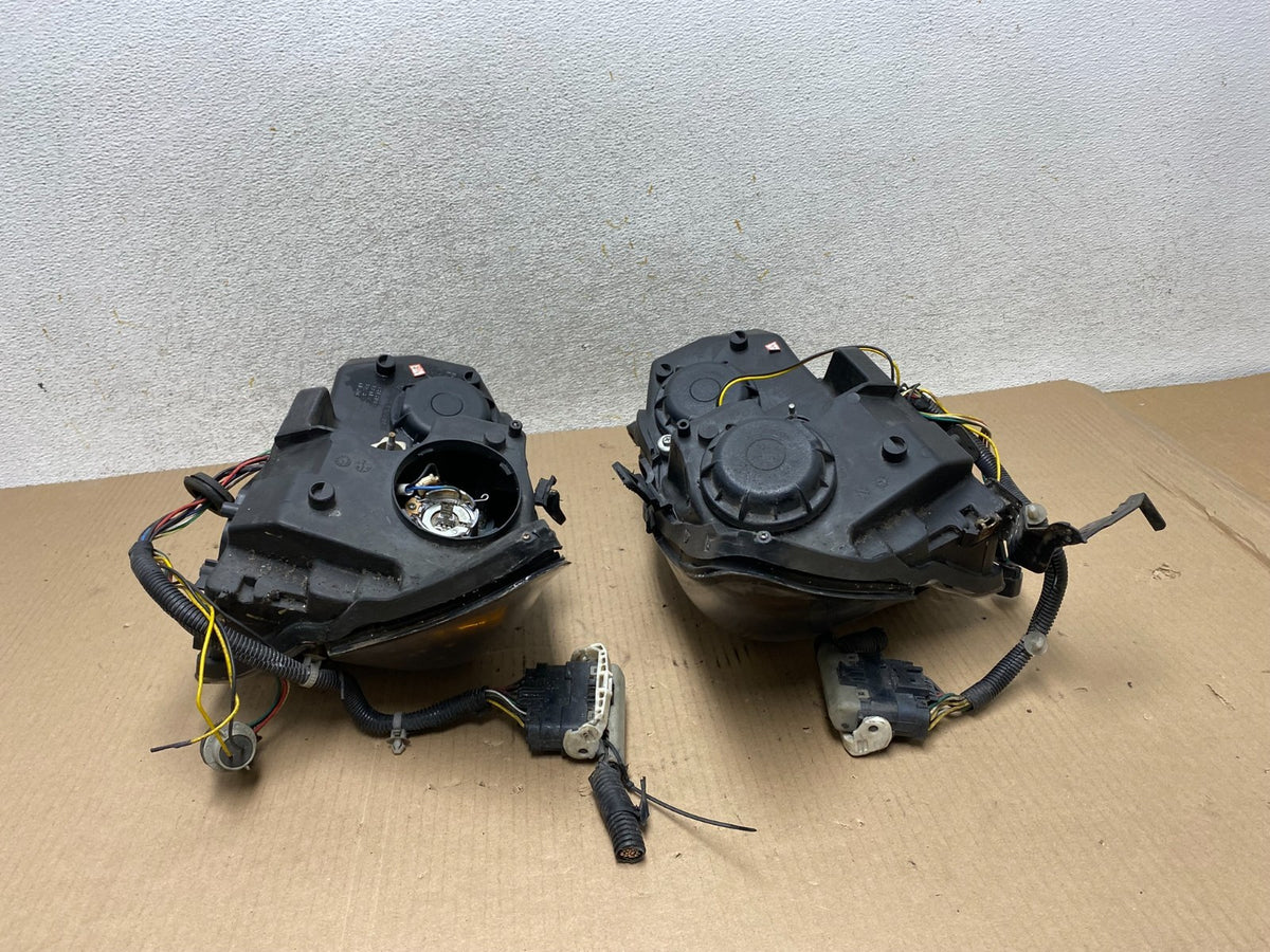 2006 - 2010 Lexus IS250 Left+Right Set LED Headlights AJ2422 DW15