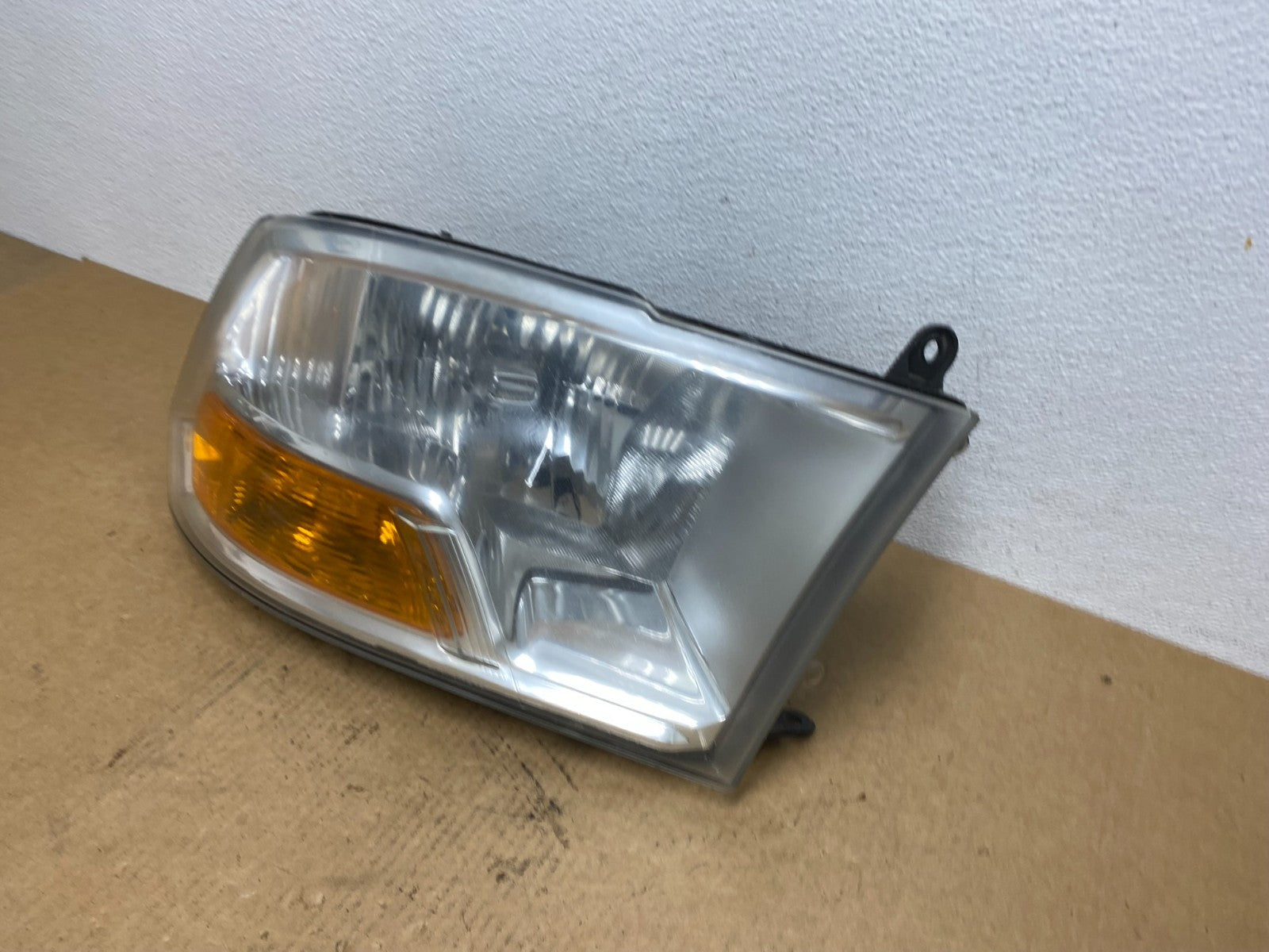 2009 to 2012 Ram 1500 2500 Right Passenger RH Halogen Headlight AC1840 DW1