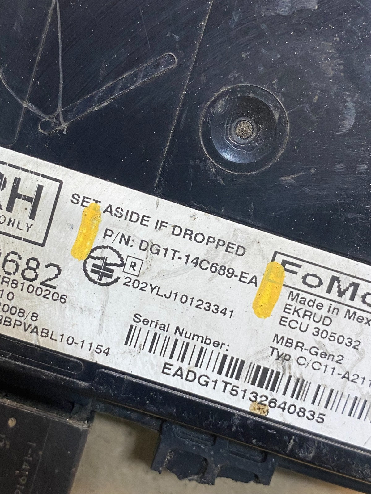 2013 to 2018 Ford Lincoln Rear Radar Blind Spot Module ah7478 DG2