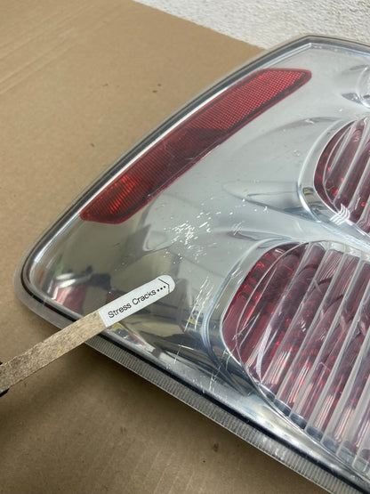 2005 to 2008 Chevrolet Equinox Right Passenger Rh Side Tail Light AE9438 LK4