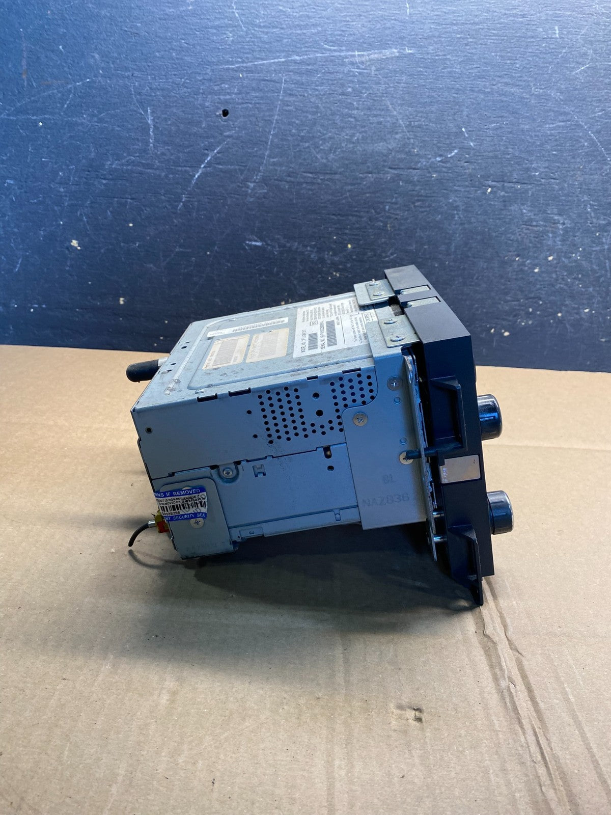 2011-2012 Lincoln MKS AM FM MP3 SAT Radio Receiver Climate Control Oem AA7293 DG2