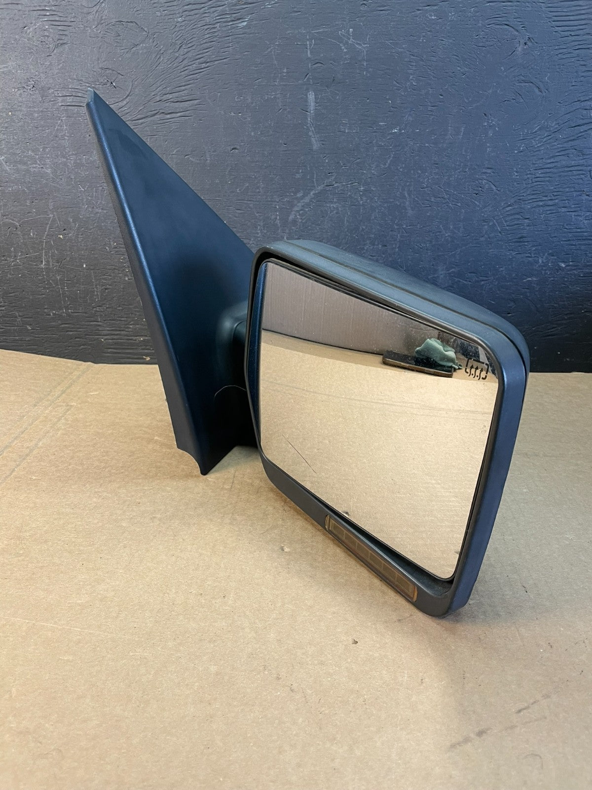 2004 to 2008 Ford F150 Right Passenger RH Side View Door Mirror ac9988 DG2