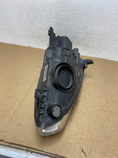 2013 to 2016 Ford C-MAX Right Passenger Side Headlight AF9769 DW8
