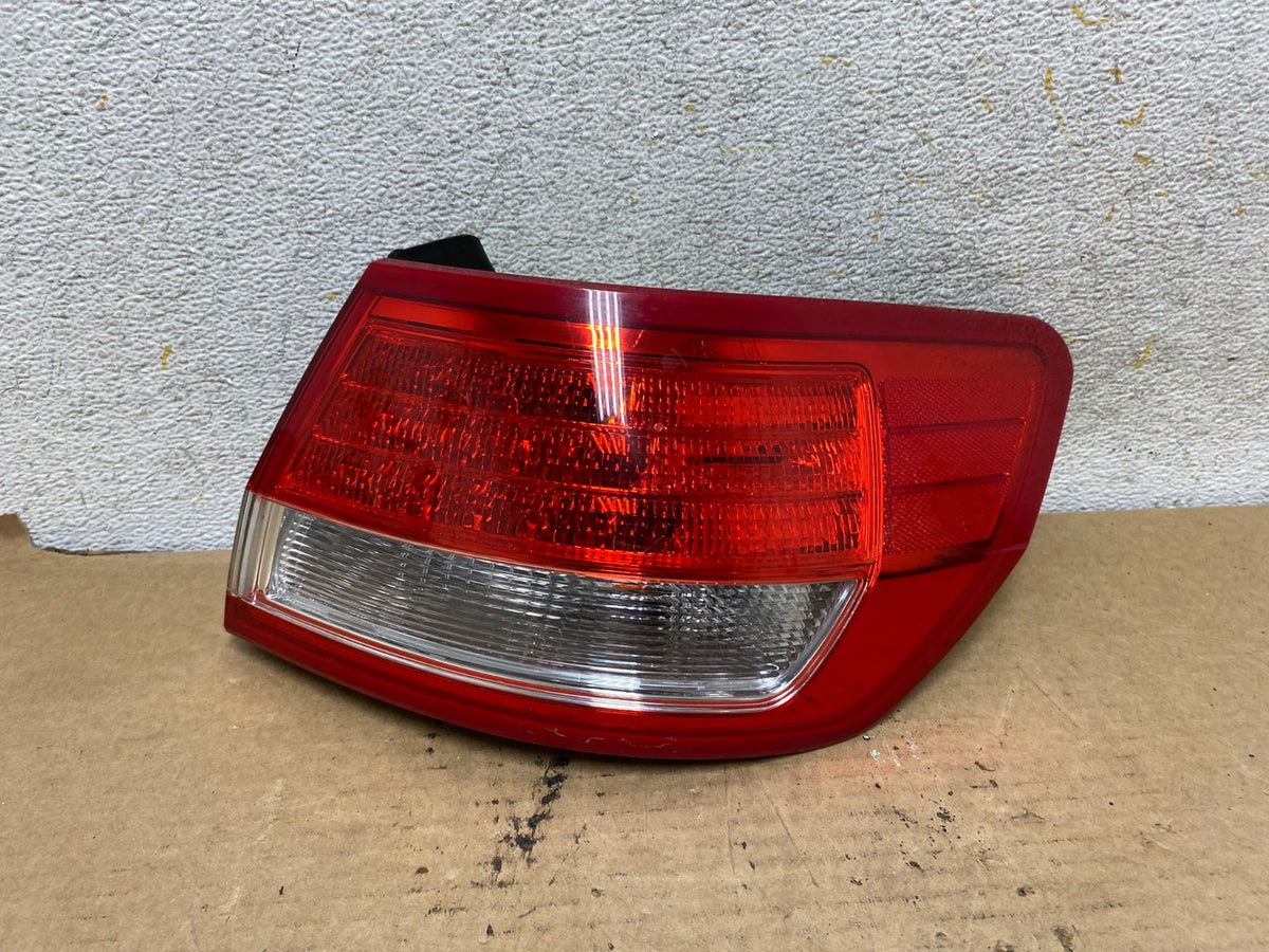 2010 2011 2012 Lincoln MKZ Right Passenger RH Side Tail Light AH7944 LK0