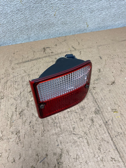 2004-2005 Land Rover Freelander Lower Right Passenger Bumper Tail Light S5266 DG2