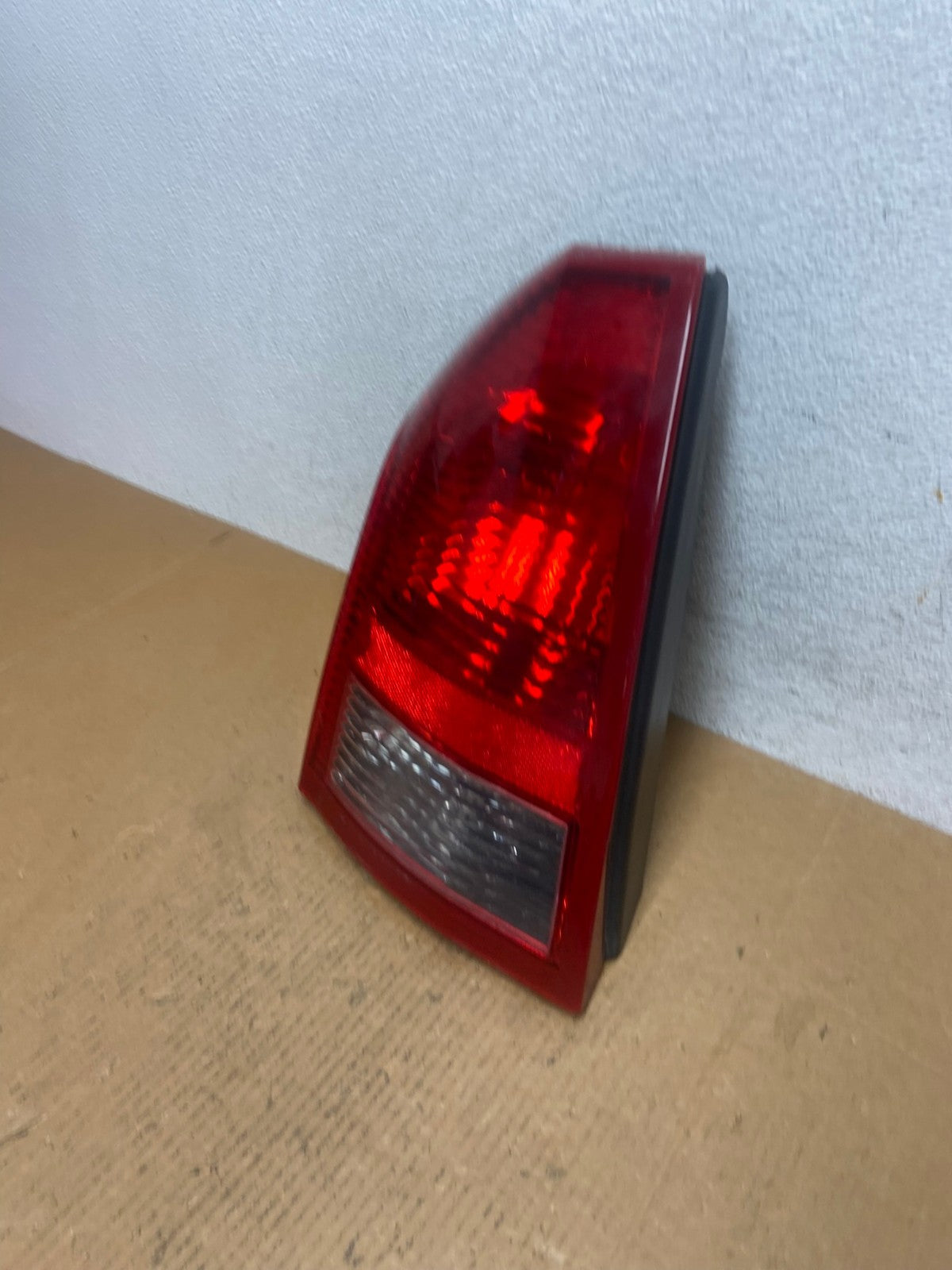 2005 - 2007 Chrysler 300 Left Driver Lh Side Tail Light AE0539 LK1