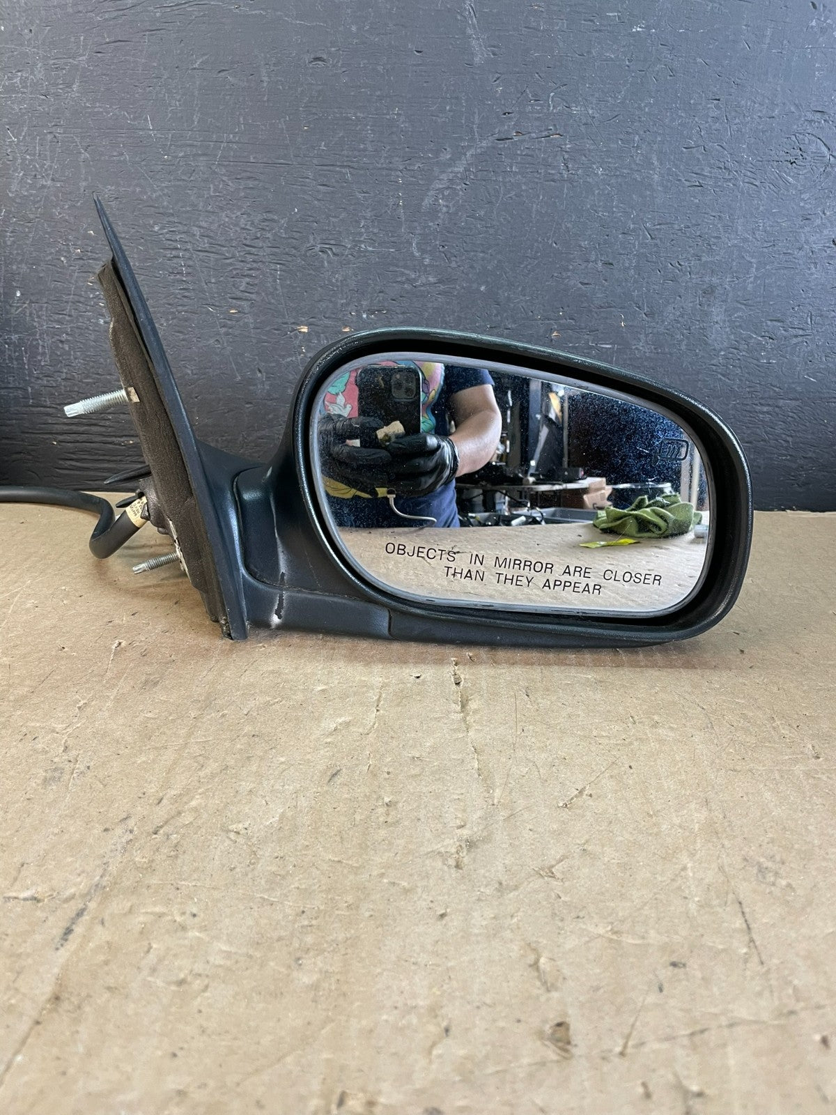2002 - 2008 Ford Crown Victoria Right Passenger View Door Mirror AD5887 DW8