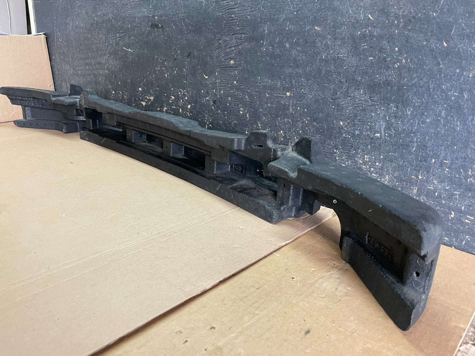 2017 to 2018 Kia Forte Front  Bumper Impact Absorber Z8561 DG4