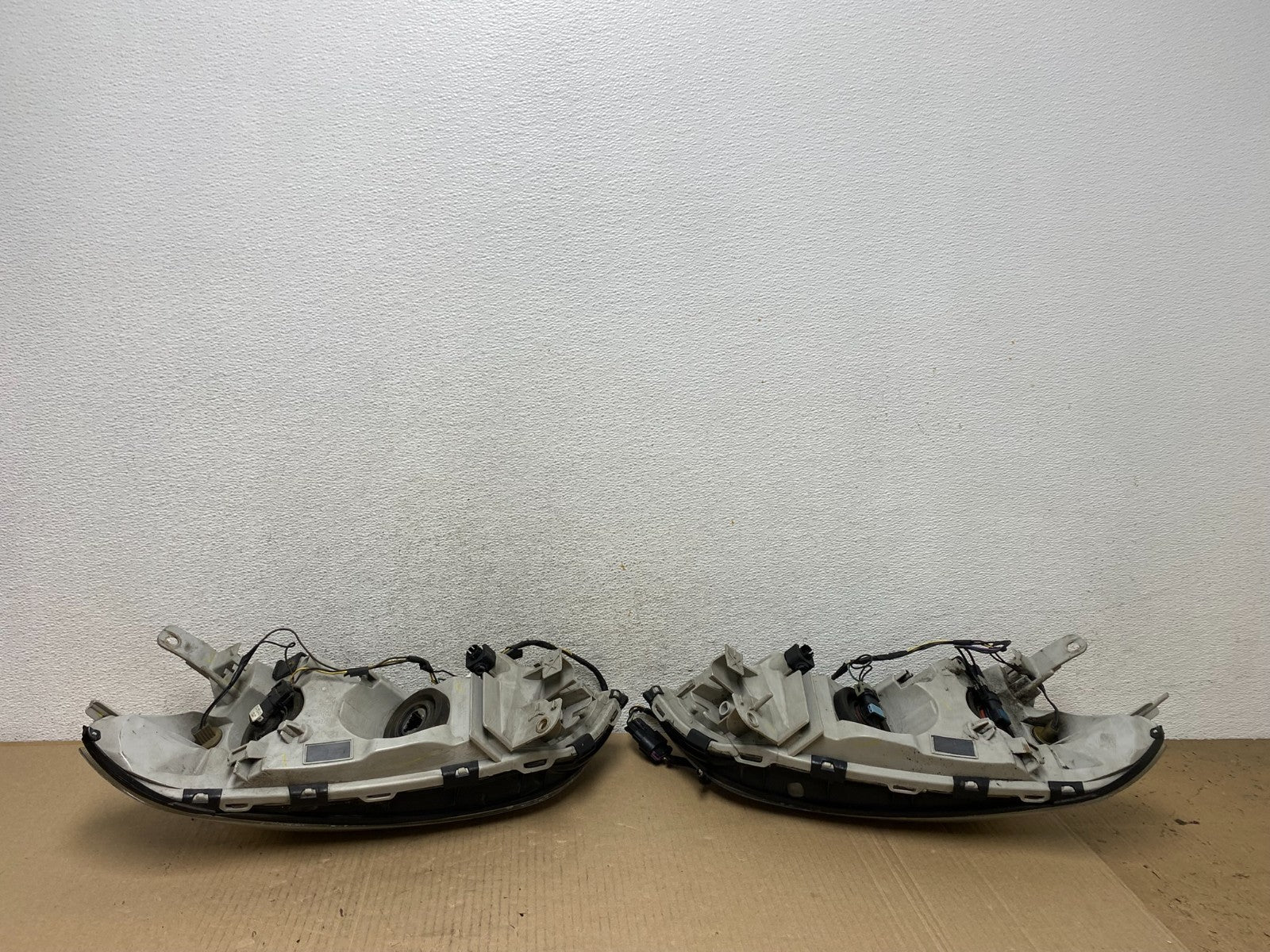2008 to 2012 Chevrolet Malibu Left+Right Side Set Headlights AF5842 DW7