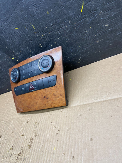 2006 to 2008 Mercedes W251 R350 AC Temp Heater Climate Control V1702 DG1