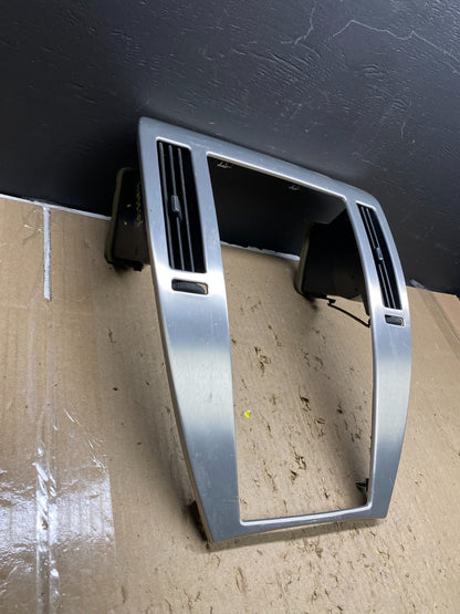 OEM 2007-2011 Cadillac STS Center Dash Trim Radio Bezel Vent Wood AB5684 DG3