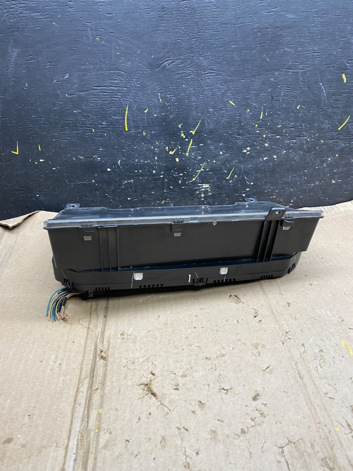 2007 to 2008  Lincoln Navigator Speedometer Gauge Cluster x5945 DG4