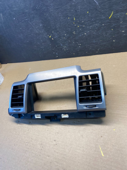 2010 - 2012 Lincoln MKZ Center Dash Gps Radio Bezel Panel Air Vent OEM S2609 DG2