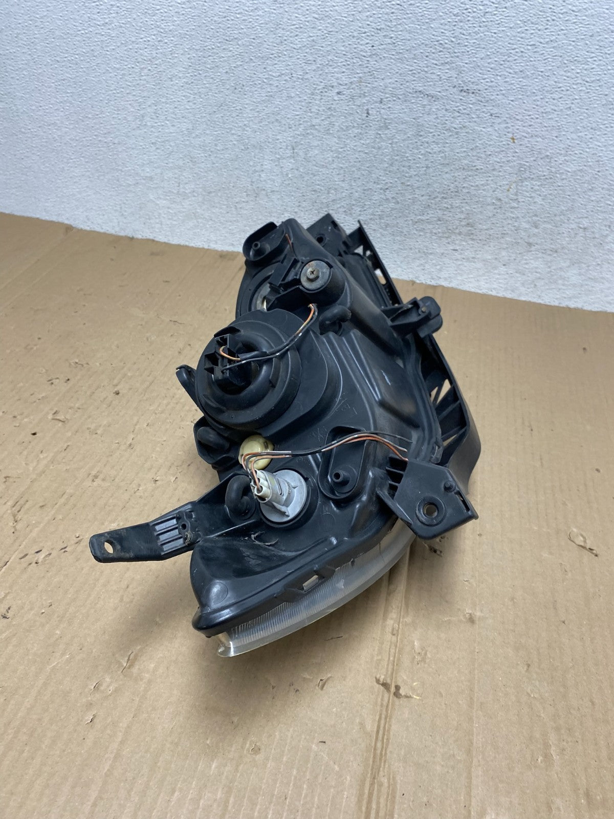 2004 to 2009 Mazda 3 Sedan Left Driver LH Side Headlight AE9010 DW9