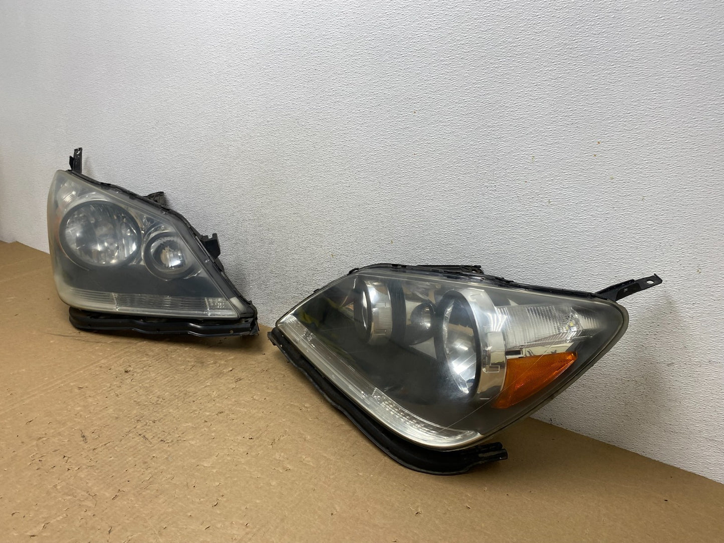 2005 2006 2007 Honda Odyssey Left+Right Set Halogen Headlights AG1173 DW1